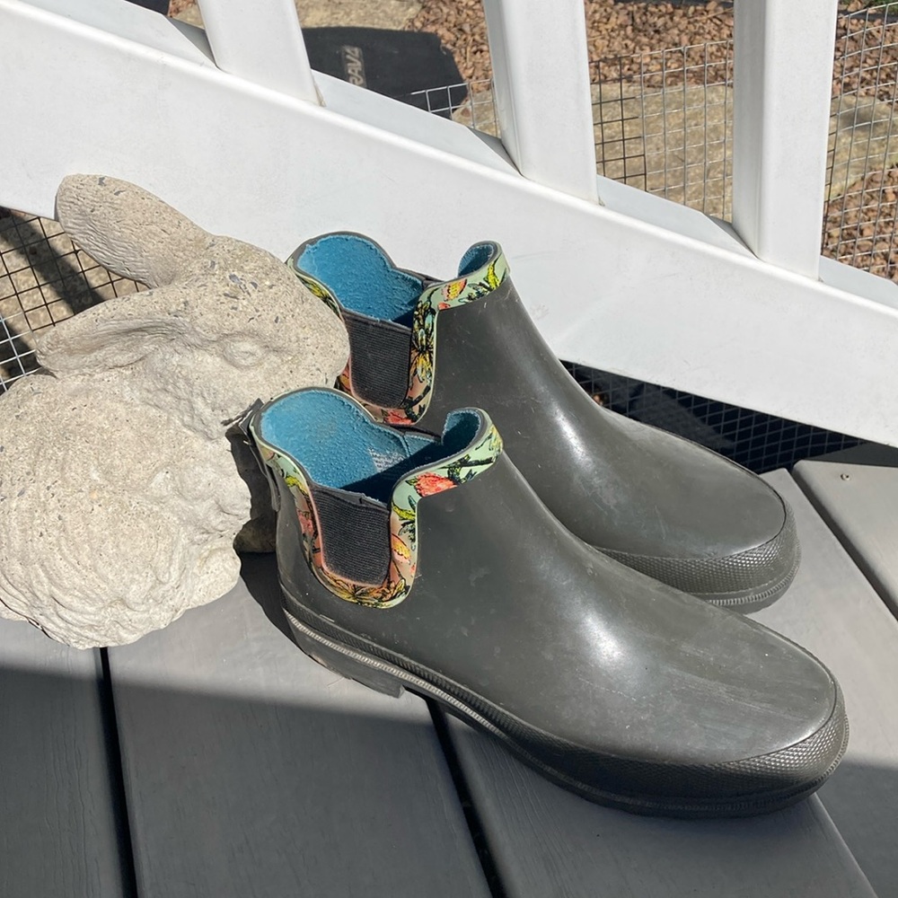 Target rain boots